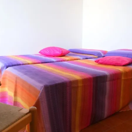 Apartment Flat For 6 Guests In A Lovely *