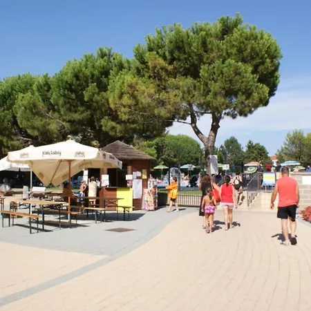 Flat For 6 Guests In A Lovely * Bibione